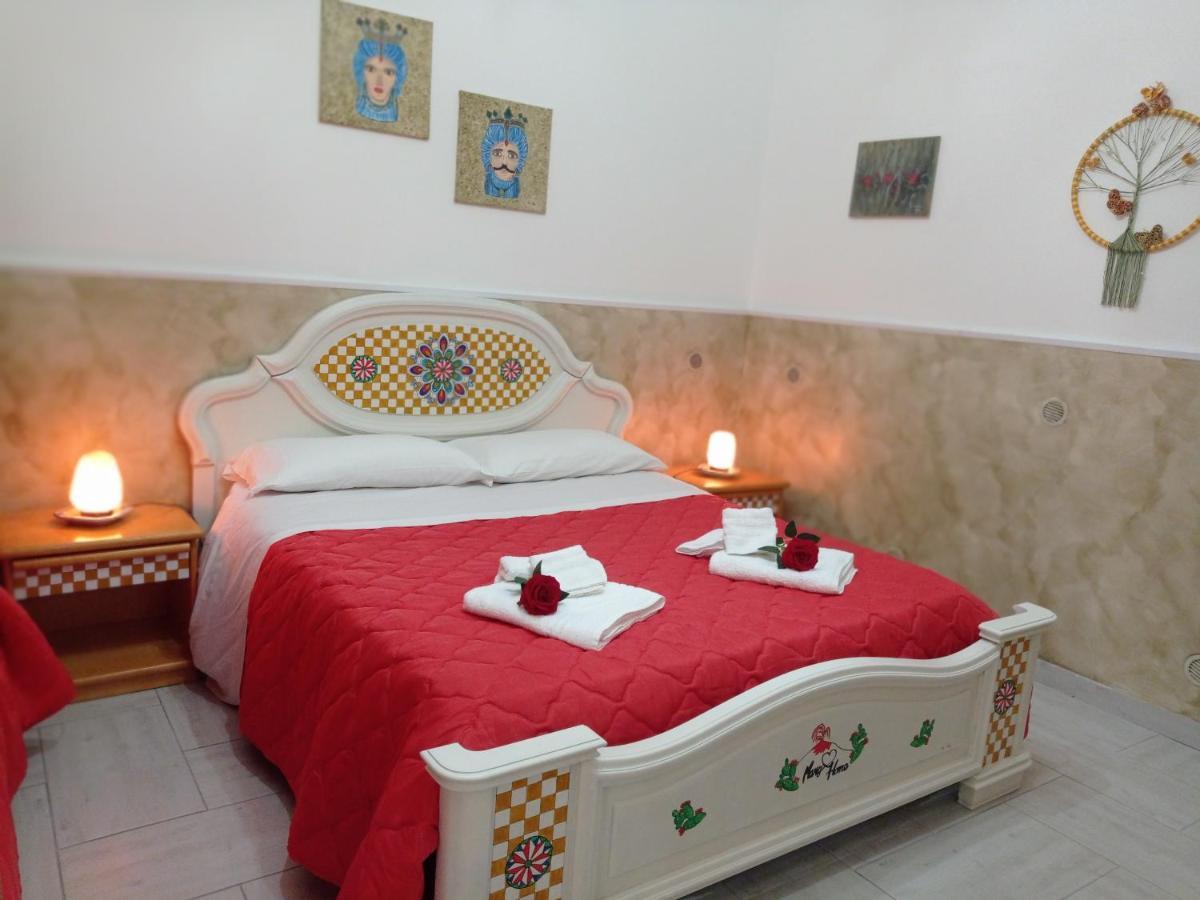 Mary Home - Casa Vacanza Taormina Pokoj fotografie